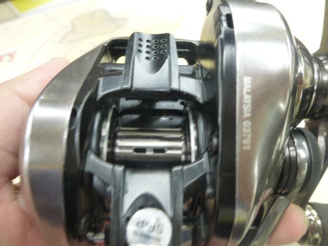 シマノ　18 炎月プレミアム 151HG シマノ 炎月 プレミアム 151HG 左 (リール) 価格比較 - 価格.com