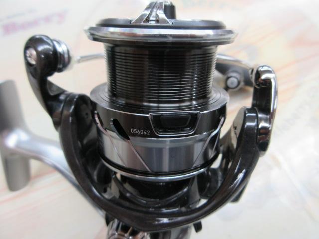 18カルディア LT3000-CXH｜＠ベリーネット 日本最大新品中古釣具
