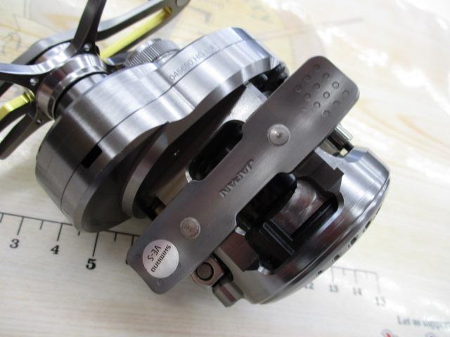 SHIMANO - 新品未使用　シマノ　23カルカッタコンクエストBFS HGL シマノ カルカッタコンクエスト BFS HG RIGHT(右) 23年モデル