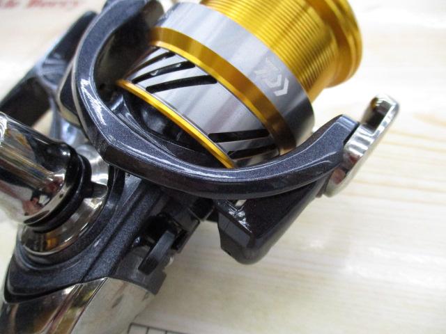 20レブロスLT2500S-H新品未使用 20レブロス LT2500S-H｜＠ベリーネット 日本最大新品中古釣具WEB
