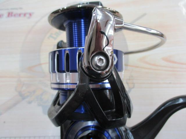 超美品！15ソルティガ4500H 未使用に近い！ ダイワ(DAIWA) 15ソルティガ 4500H ☆特別割引品(お取り寄せ商品