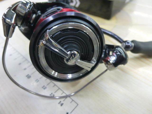２４月下美人ｘ LT2000s-p ダイワ 月下美人 X LT2000S (リール) 価格比較 - 価格.com