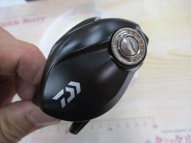 新品未使用 DAIWA 24 TATULA TW 100HL Daiwa 24 Tatula TW 100HL (Left Handle)