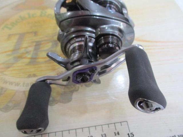 新品未使用 STEEZ CT SV TW 700XHL Daiwa Baitcasting Reel 19 STEEZ CT SV TW 700HL Left 6.3:1