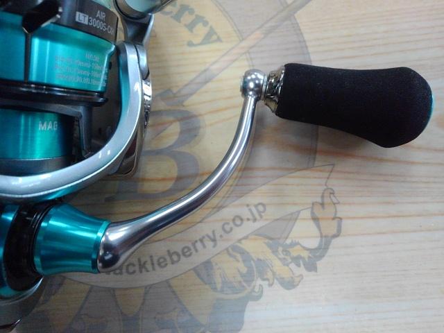 [釣り人出品]18Emeraldas AIR LT3000S-CXH 18 zeniya-tsurigu_4960652202886