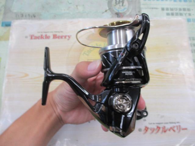 SHIMANO - 17サステイン　C5000XG   美品　送料込み シマノ(SHIMANO) 17サステイン C5000XG ○廃番 完売しました