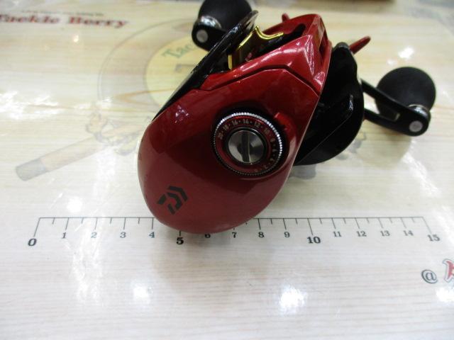 HRF PEスペシャル 7.3L-TW DAIWA】ダイワ『HRF PEスペシャル 7.3L-TW』00613499 左ハンドル