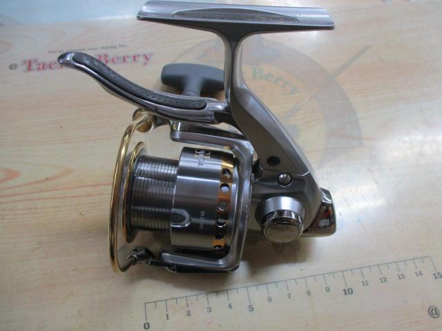 DAIWA - 【中古】ダイワ トーナメントISOZ 2500LBD 楽天市場】【中古】 ダイワ 06 トーナメントISO Z 2500LBD