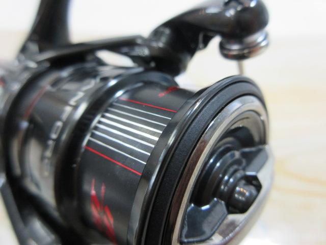 シマノ 24ヴァンフォード 2500S 新品未使用品‼️ シマノ 24 ヴァンフォード 2500S (Shimano スピニングリール