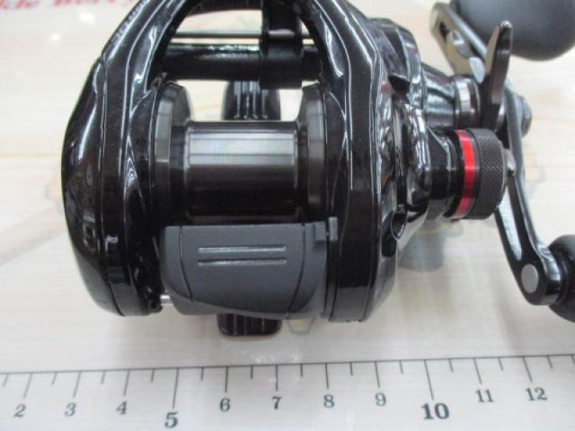 SHIMANO - 【中古】 シマノ 17 スコーピオンDC 100HG   /SQ010M Amazon.com : SHIMANO (Shimano) Reel 17 Scorpion DC 100HG