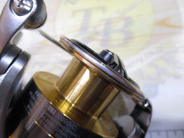 ダイワ　18フリームス LT 3000D-C DAIWA（釣り） ダイワ(DAIWA) 18フリームスLT 3000D−C