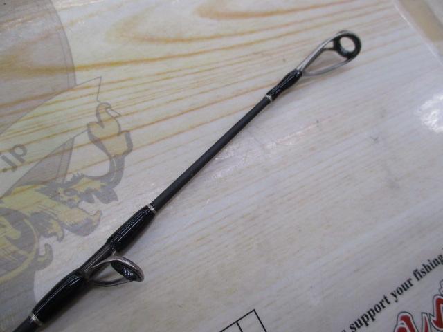 ロッド HUGE CUSTOM H2N-64R デプス/HUGECUSTOM(ヒュージカスタム) H2N-64R | ロッド | 【BASS MATE