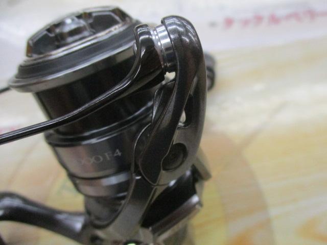 【美品】21コンプレックスXR C2000 F4 シマノ21 コンプレックス XR c2000 F4