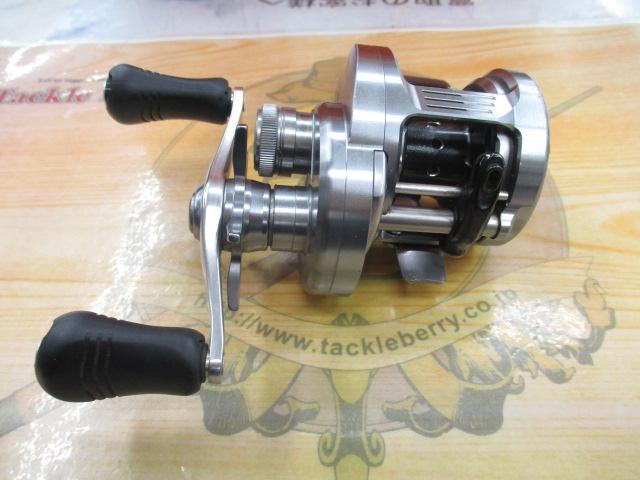 SHIMANO - シマノ 20 カルカッタ コンクエスト DC 200HG 新品未使用品 シマノ カルカッタ コンクエスト DC 200HG 右 (リール) 価格比較