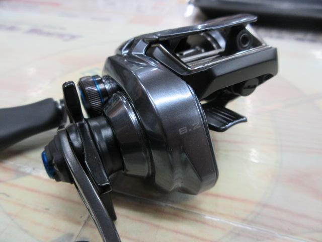 24SLX XG右　新品未使用品 24SLX 70XG｜＠ベリーネット 日本最大新品中古釣具WEBショップ