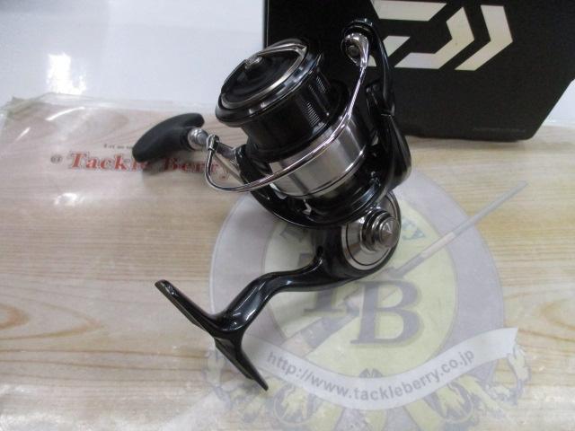 24 セルテート LT2500-H 新品未使用　付属品なし　わずかな点キズあり DAIWA（釣り） ダイワ 24 セルテート LT2500-H スピニングリール