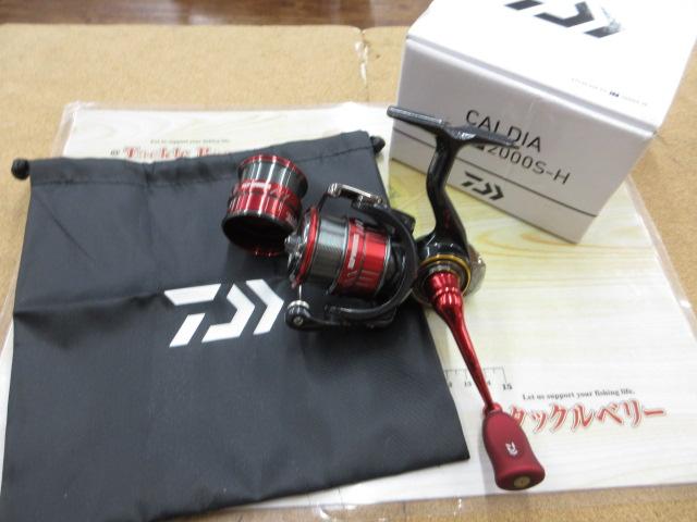 21カルディアFCLT2000S-H ダイワ カルディア FC LT2000S-H (リール) 価格比較 - 価格.com