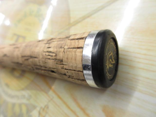 グラディエーターG-611HTCバリケード