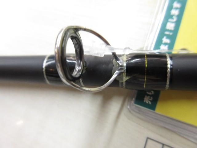 グラディエーターG-611HTCバリケード