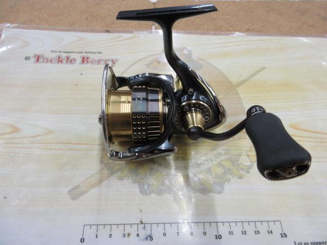 DAIWA15イグジスト2506PE-H本体　15ルビアススプール&ハンドル付き Amazon | ダイワ(Daiwa) スピニングリール 15 ルビアス 2506H