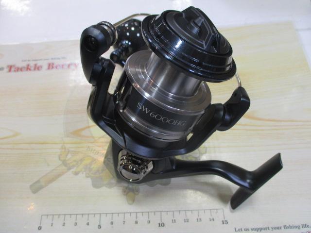 美品 シマノ20ストラディック6000HG シマノ シマノ 20 ストラディック SW 6000HG【在庫限り特価