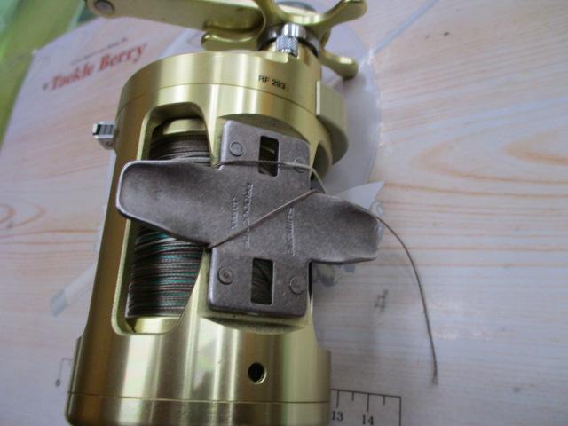 シマノSHIMANO デジタナSLS カルカッタ3000 美品 ハンドルカスタム 超