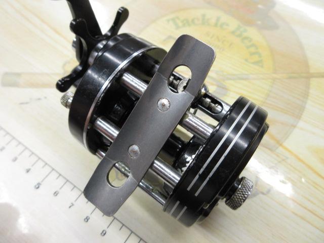 ダイワ　ミリオネア　GS-2000C 昭和奇跡宝物釣具ダイワDaiwaミリオネアGS-2000C小型超精密