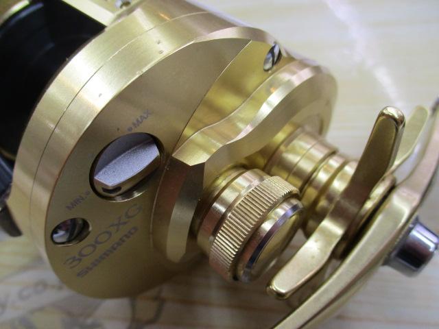 SHIMANO - 【中古/未使用品】 シマノ 23 カルカッタコンクエスト MD 300XG   /A254M SHIMANO - 【中古/未使用品】 シマノ 23 カルカッタコンクエスト
