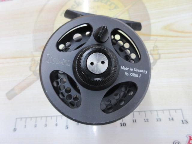 ジルコン #0 ダークネイビー