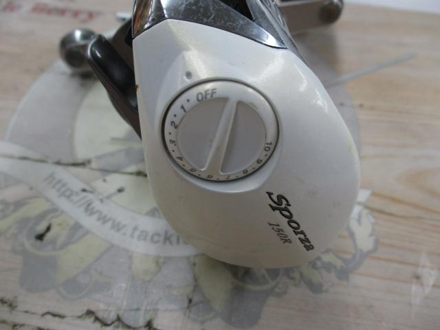 リールsporza150R(ホワイト)新品 リールsporza150R(ホワイト)新品 スポルザ150R - 14,500円