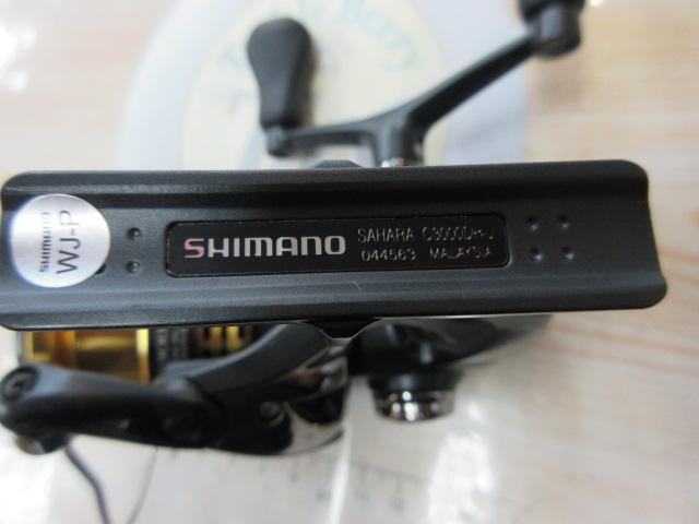 未使用に近い　22サハラ　C3000DH　ベアリング5つ組込み　釣行1日数時間 未使用に近い 22サハラ C3000DH ベアリング5つ組込み 釣行1日数
