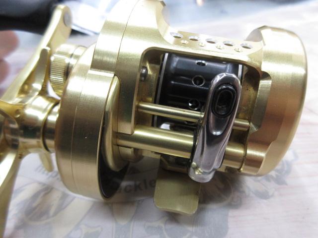 シマノ 15カルカッタコンクエスト 100HG Amazon | シマノ(SHIMANO) ベイトリール 両軸 15 カルカッタコン