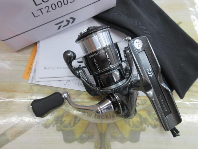 24 ルビアス LT2000S-P美品‼️ スピニングリール】ダイワ 24 ルビアス LT2000S-Pを購入 | 横浜