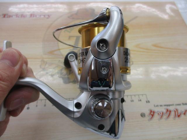 シマノ　06バイオマスターMg 2500S ② 671_1.jpg?20060907163549