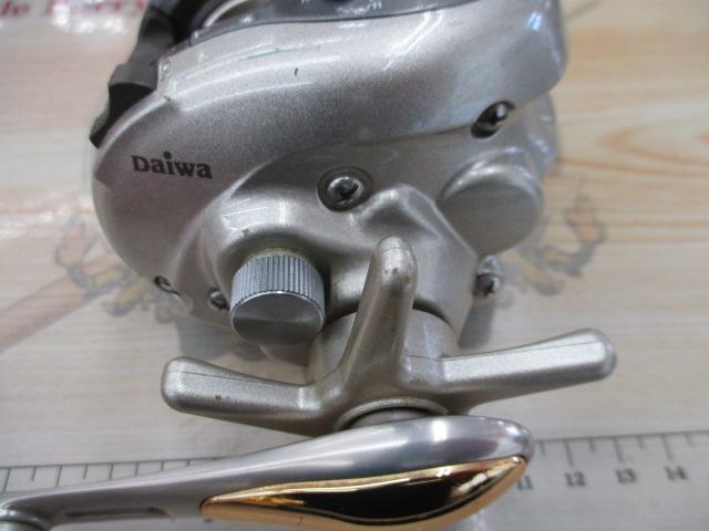 タナたな Ninja ZX-25R / ZX-4R LighTechバックステップ新発売