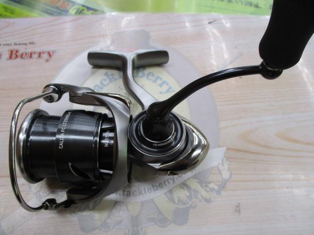 期間限定値下げ中　美品　25カルディア FC LT 2500S ダイワ スピニングリール 25カルディア FC LT2500S【即日発送