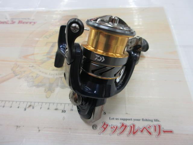 サビキ釣り　未使用クレストLT2500 サビキ釣り 未使用クレストLT2500 ダイワ クレスト LT2500 [2020