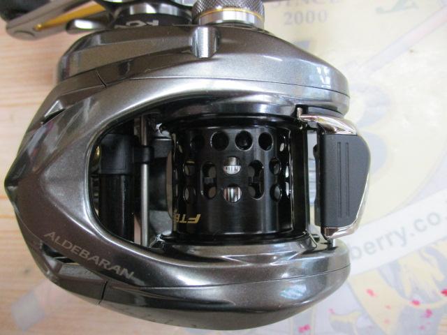 SHIMANO シマノ　16アルデバラン　bfs xg RH Amazon.com : SHIMANO Reel 16 Aldebaran BFS XG Right : Sports