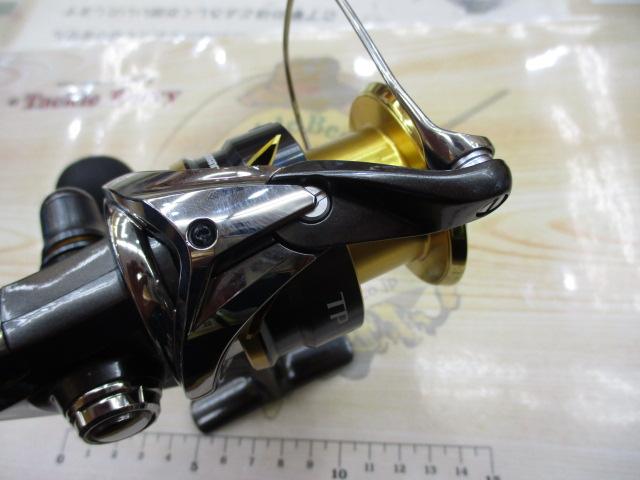 【極美品】20ツインパワー C5000XG シマノ 20 ツインパワー C5000XG / スピニングリール : つり具の