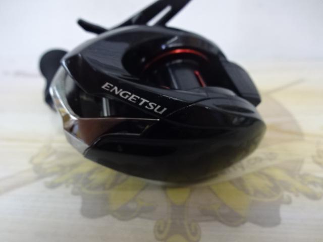 SHIMANO - 新品未使用 シマノ ベイトリール 17炎月BB 100HG 811tC1lEB2L._UF350,350_QL80_.jpg