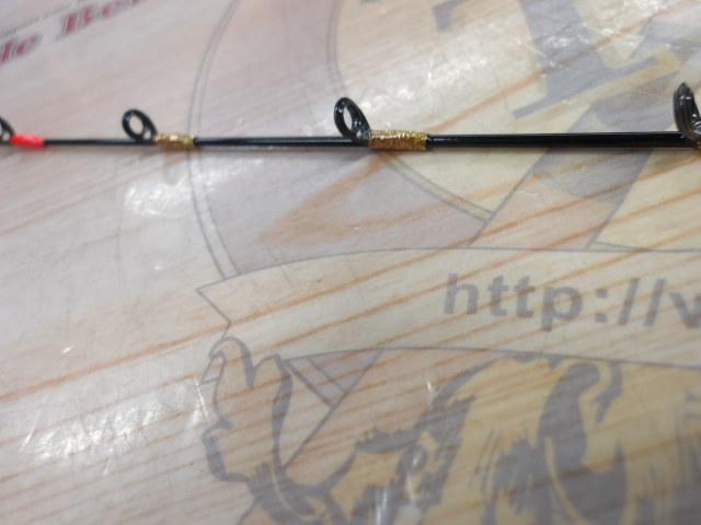 RAKUDA GRIPE 渓流竿 黒金 RAKUDA GRIPE 渓流竿 黒金 RAKUDA GRIPE