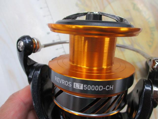20 レブロス LT 5000- CH DAIWA（釣り） 20 レブロス LT5000D-CH スピニングリール - 最