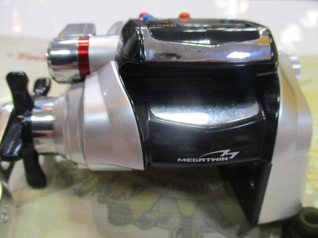 ダイワ レオブリッツ300メガツイン Amazon | ダイワ(DAIWA) 電動リール レオブリッツ 300J 300J