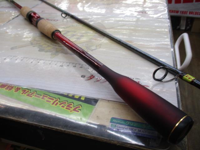 ワールドシャウラ 2831R-2 sicモデル 使用僅か シマノ(SHIMANO) 18ワールドシャウラ 2831R-2 (SiCガイド仕様