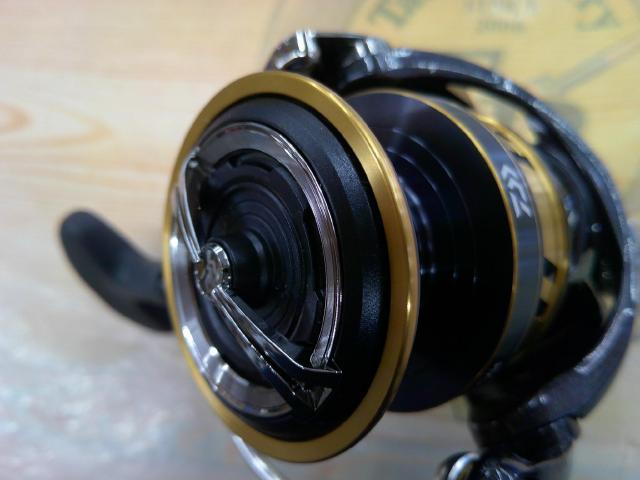 18レガリスLT C5000D-CXH 格安出品 DAIWA 18レガリス LT5000D-CXHの最