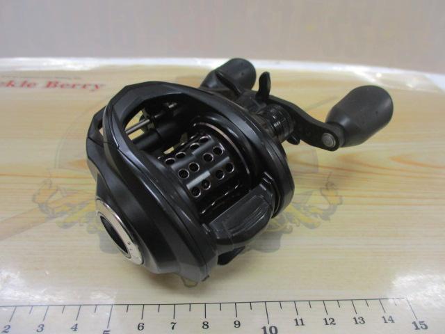 アブガルシア　ロキサーニBF8 未使用品 ロキサーニ BF8｜＠ベリーネット 日本最大新品中古釣具WEBショップ