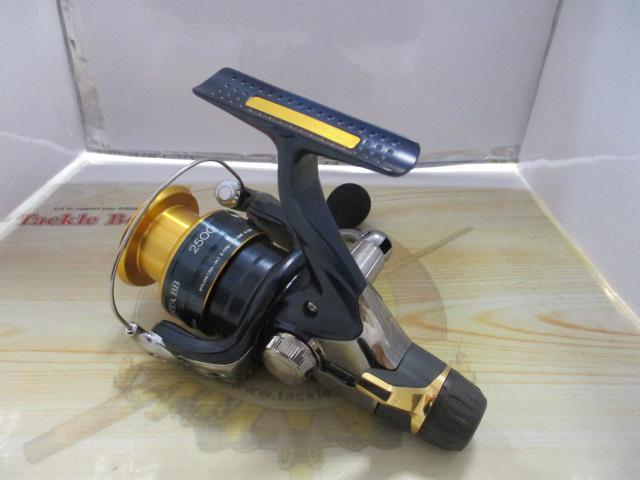 未使用　アオリスタBB2500 シマノ アオリスタBB 2500 : ヨコオネット Yahoo!店 - 通販