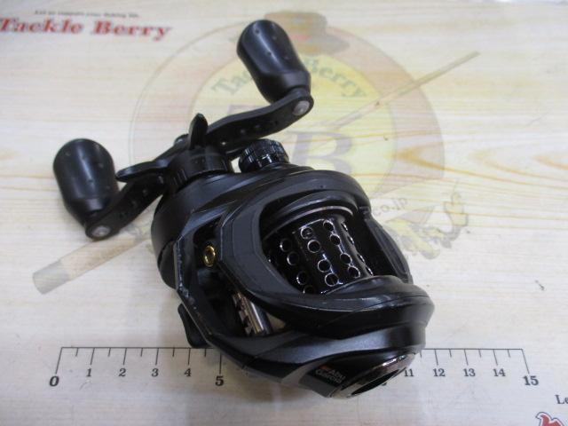 Abu Garcla ROXANI BF8-L ベイトリール　中古 Abu Garcla ROXANI BF8-L ベイトリール 中古 Abu Garcla ROXANI