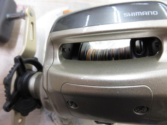 シマノ デジタナSLS 真鯛スペシャル 3000 タナピタ ベイトリール 美品 シマノ デジタナSLS 真鯛スペシャル 3000 タナピタ ベイトリール