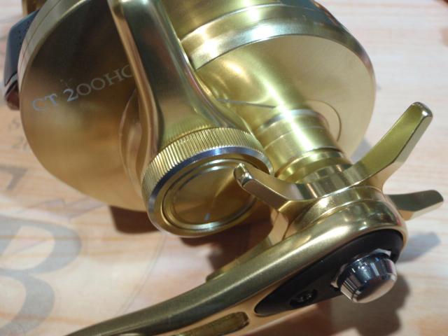 18オシアコンクエスト CT 200HG 200HG 18 オシアコンクエストCT 200HG SHIMANO(シマノ) 自重340g